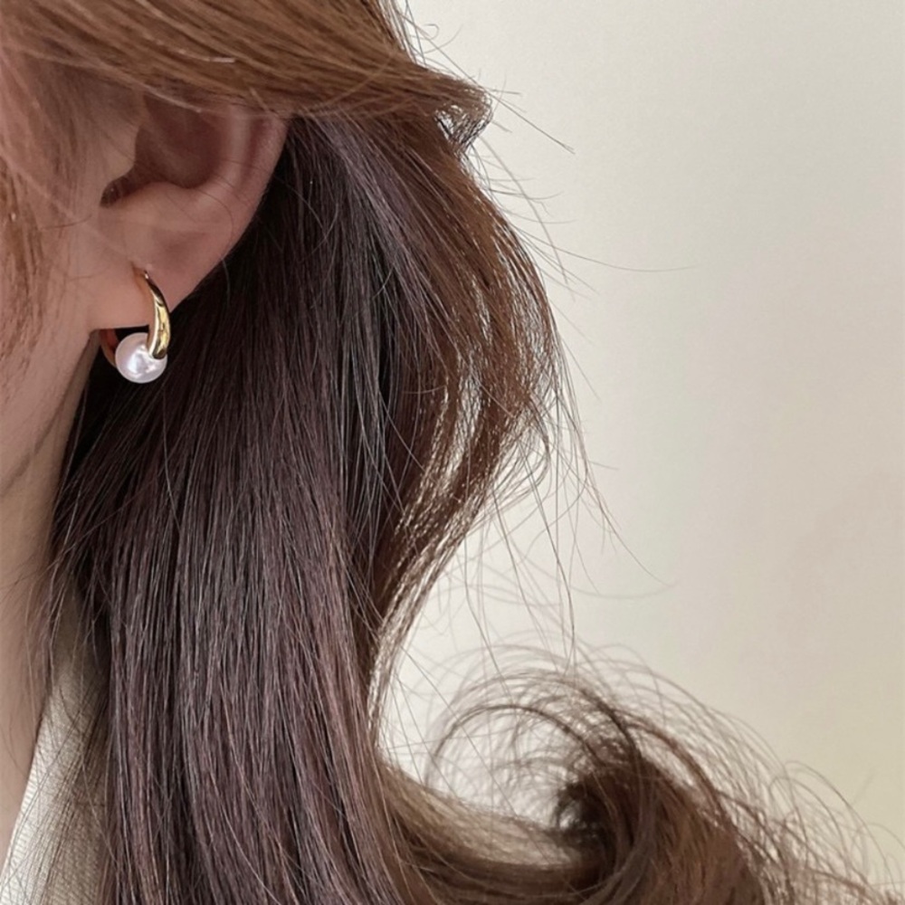 18K Gold Plated White Pearl Hoop Earrings for Women,Pearl Earrings - Picture 3 of 3